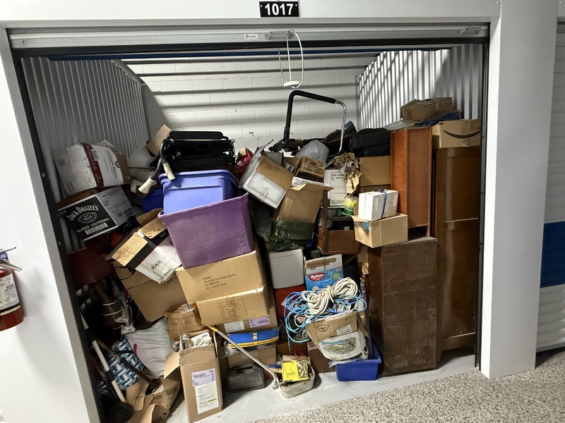 Q SELF STORAGE  auction IB-1248 10