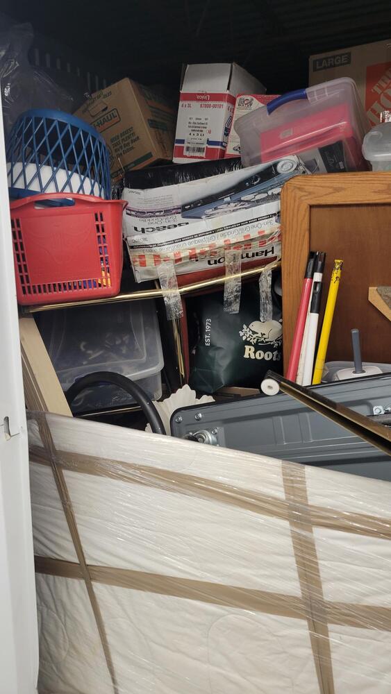 3021 - StorageMart OConnor Drive Toronto  auction IB-6811 60