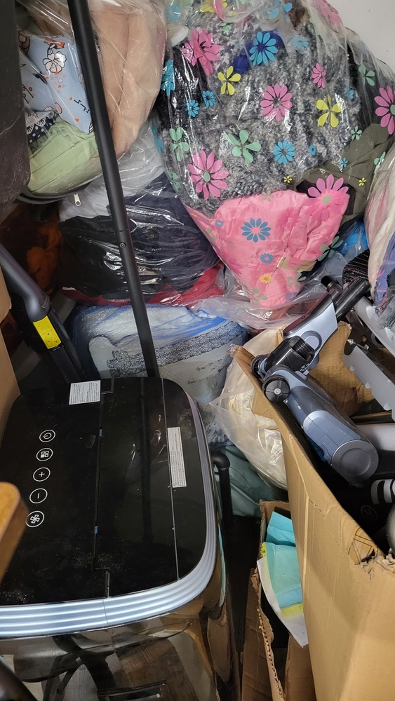 3021 - StorageMart OConnor Drive Toronto  auction IB-5858