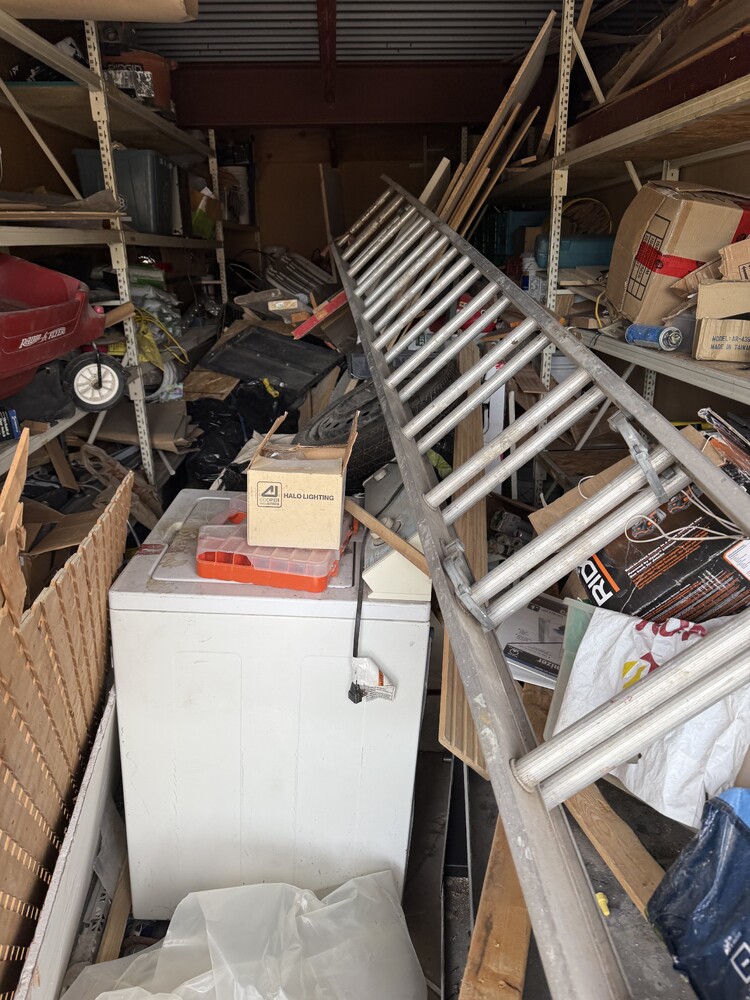 Public Storage P0007 - Arrow Rd  auction IB-6466