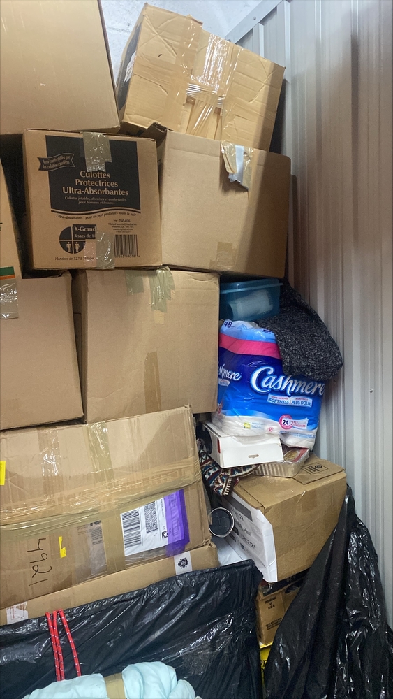 Montreal Mini-Storage - Victoria  auction IB-6057 60