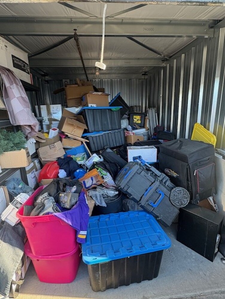 3305 - StorageMart Barlow Trail  auction IB-8464 50