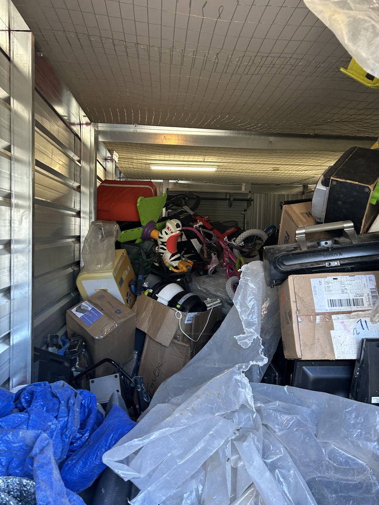 3307-StorageMart 52nd and Peigan Trail  auction IB-6665 20