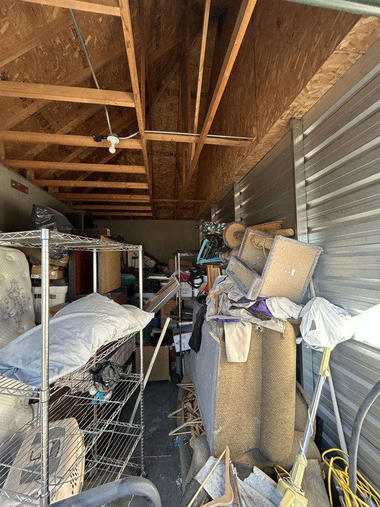 3307-StorageMart 52nd and Peigan Trail  auction IB-5094 30