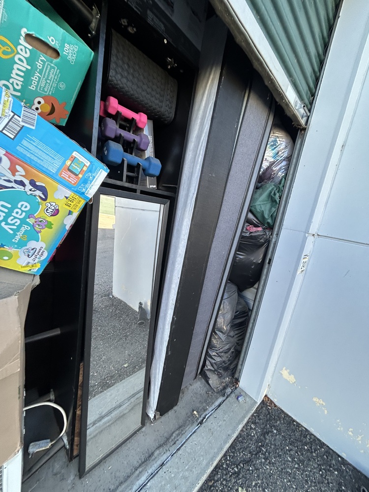 3307-StorageMart 52nd and Peigan Trail  auction IB-3229 10