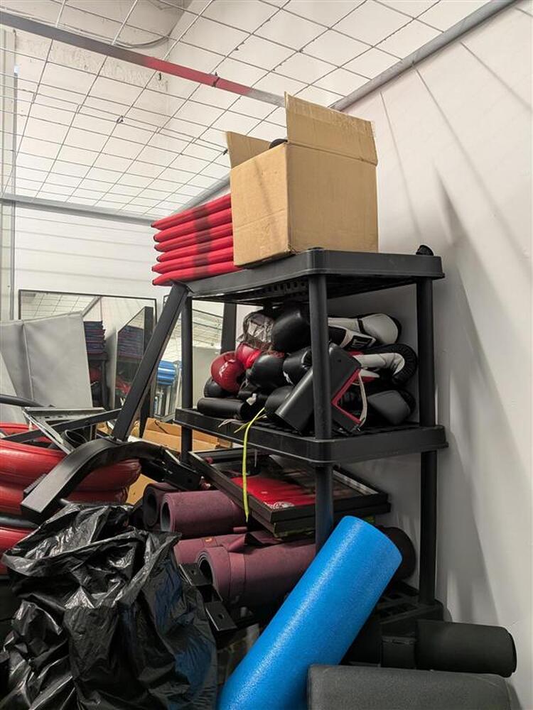 Montreal Mini-Storage - Beaumont  auction IB-3021 50