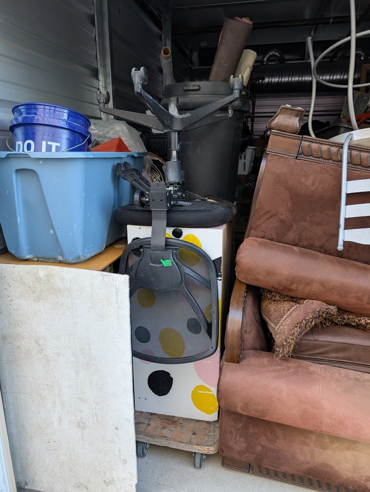 3303 -StorageMart  2nd Ave South  auction IB-9227 40