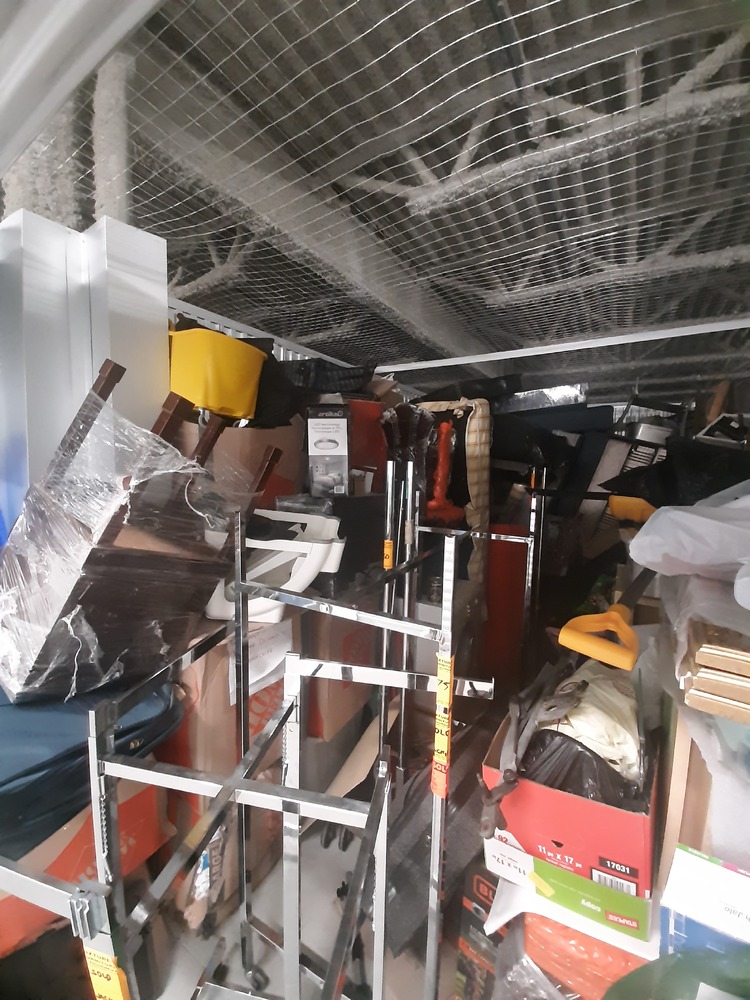 SmartStop Self Storage - East York Wicksteed  auction IB-7948