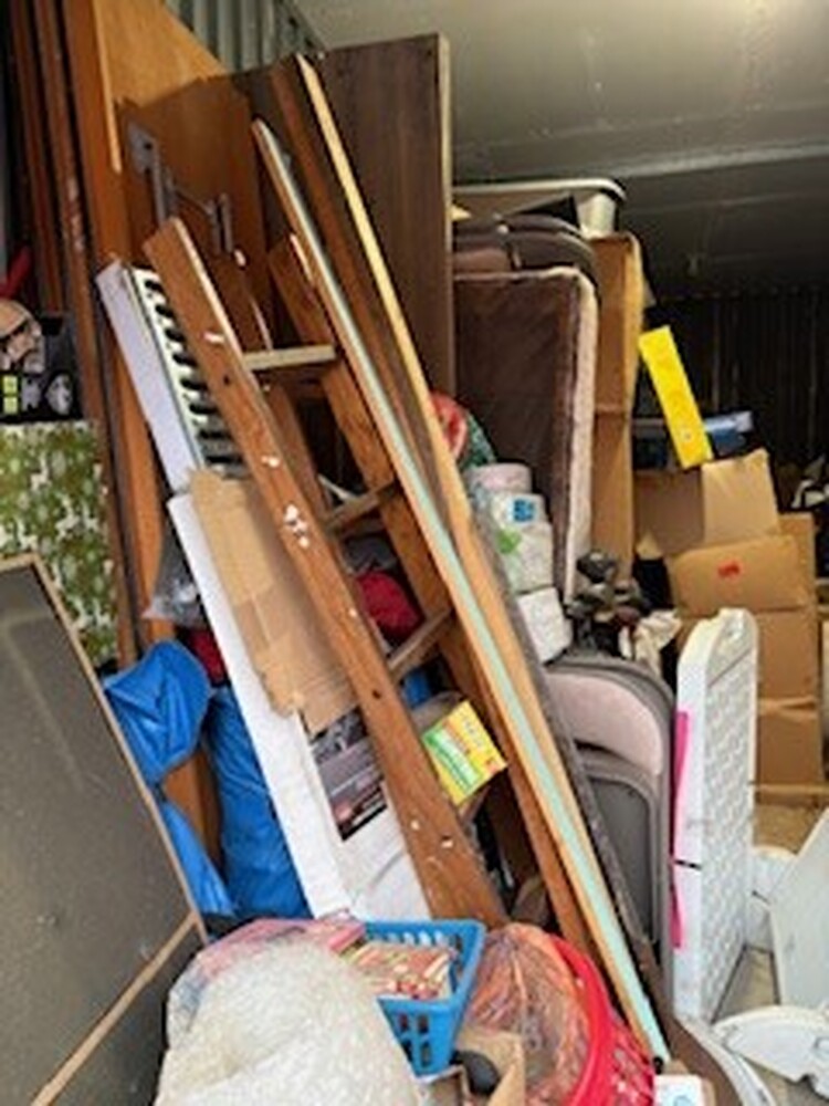 1-800 Stow & Go Self Storage  auction IB-6762 10