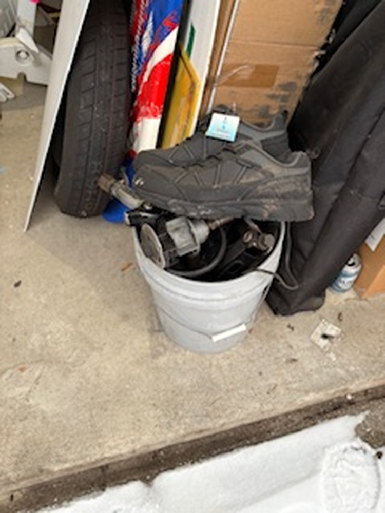 1-800 Stow & Go Self Storage  auction IB-6762 50