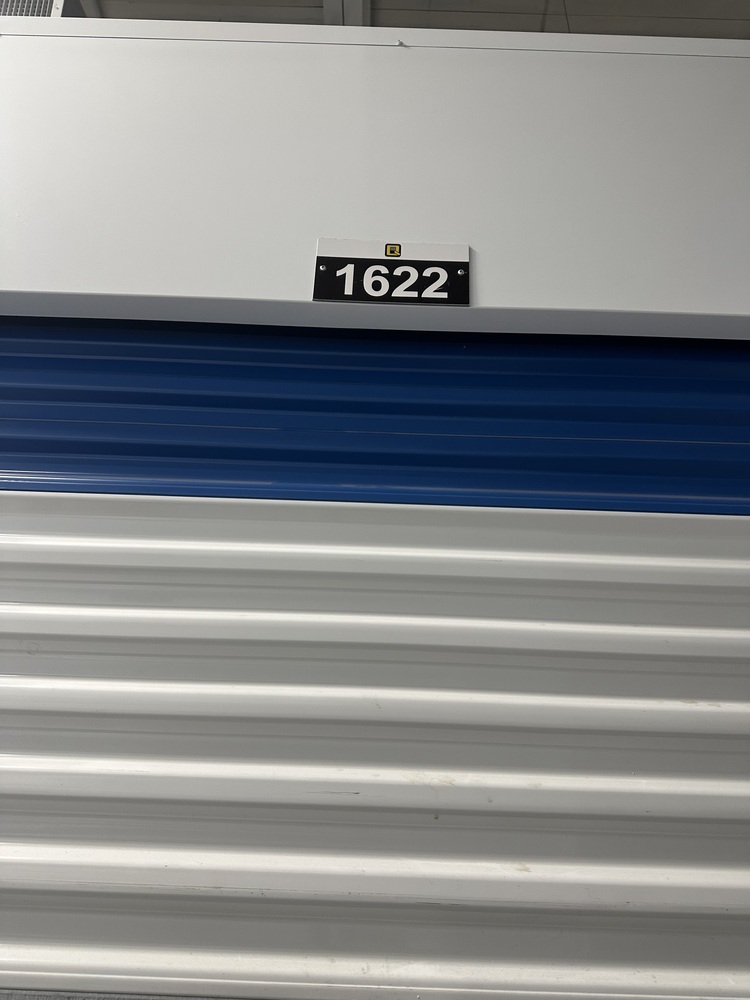 Q SELF STORAGE  auction IB-1268