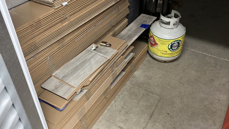 Advanced Self Storage  - North Vancouver  auction IB-2687 40