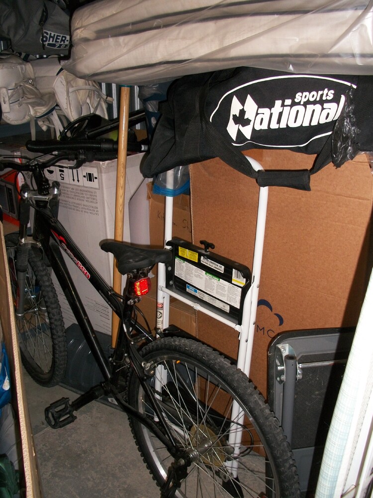 3018 - StorageMart Alden Rd  auction IB-5622 70