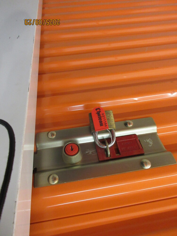 Public Storage P0046 -Estate Dr  auction IB-7607 50