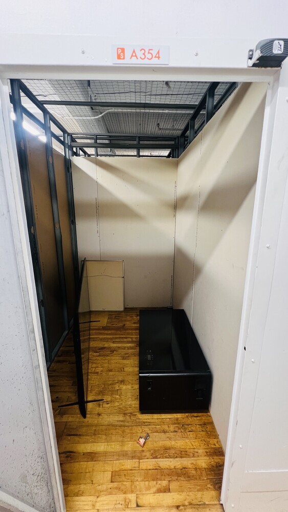 Public Storage P0038 -Jefferson Ave  auction IB-6692