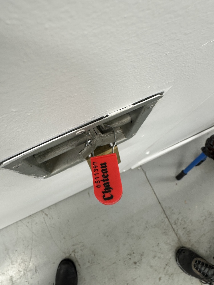 Public Storage P0016 -Timberlea Blvd  auction IB-1237