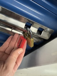 
Warning: Undefined array key 3 in /var/app/current/includes/bottomAuctionsClosingSoon.php on line 235
