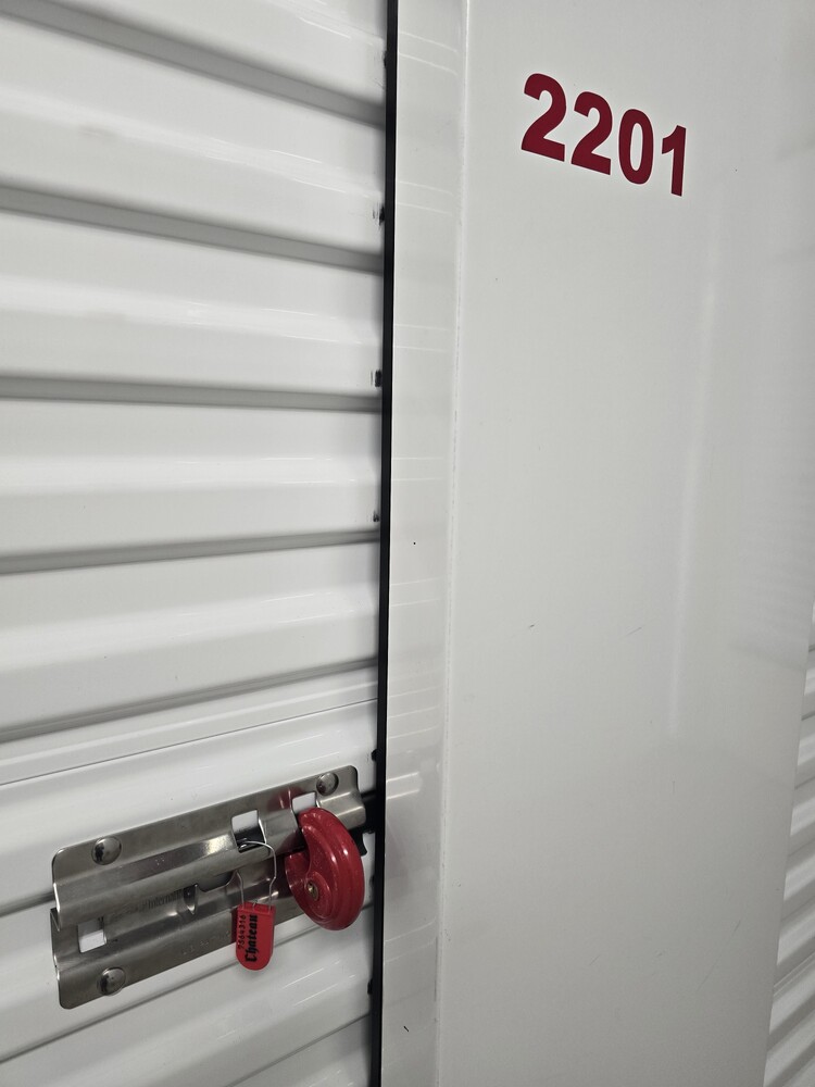 1-800-Self-Storage.com on Maple Rd, Troy  auction IB-4558 10