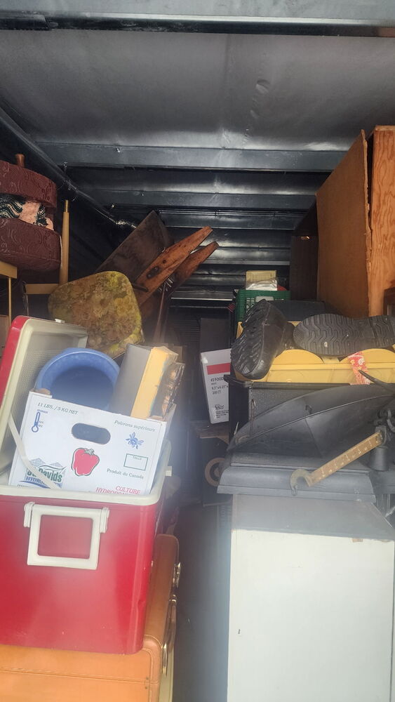 Stanley Self Storage  auction IB-7551 40