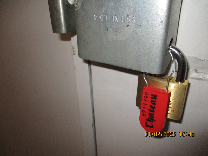 Public Storage P0024 -14th St  auction IB-8221 90