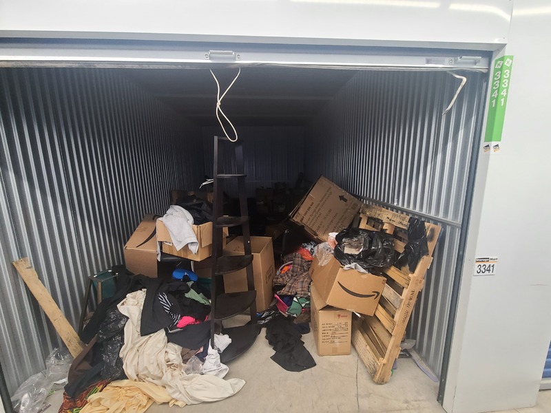 3013 - StorageMart Todd Baylis Blvd Toronto  auction IB-5847