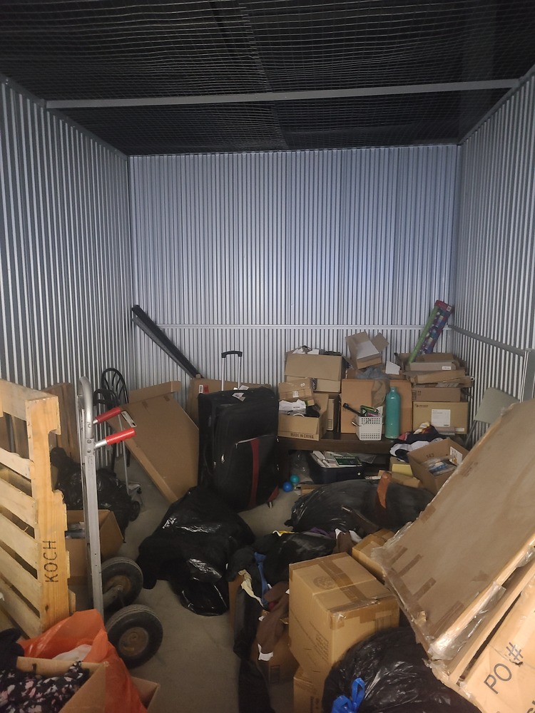 3013 - StorageMart Todd Baylis Blvd Toronto  auction IB-5847 40