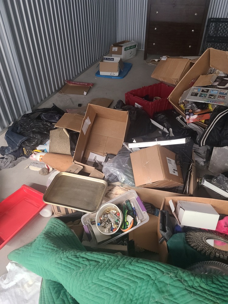 3013 - StorageMart Todd Baylis Blvd Toronto  auction IB-1540 20