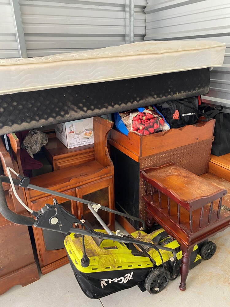 Stanley Self Storage  auction IB-7222 20