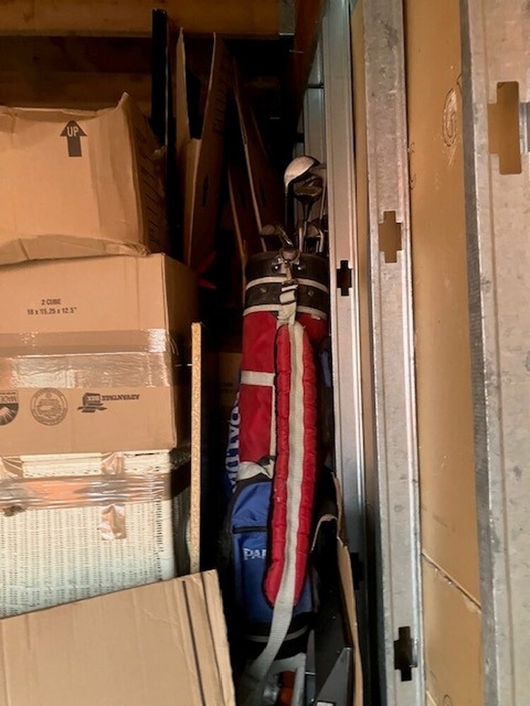 Public Storage P0012 -136th St (King George Hwy)  auction IB-7102 20