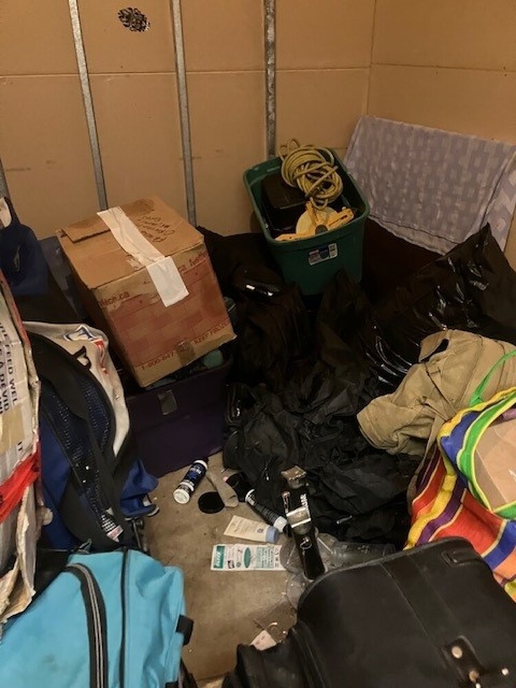 Public Storage P0012 -136th St (King George Hwy)  auction IB-1985 30