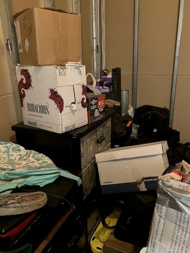 Public Storage P0012 -136th St (King George Hwy)  auction IB-1985 40