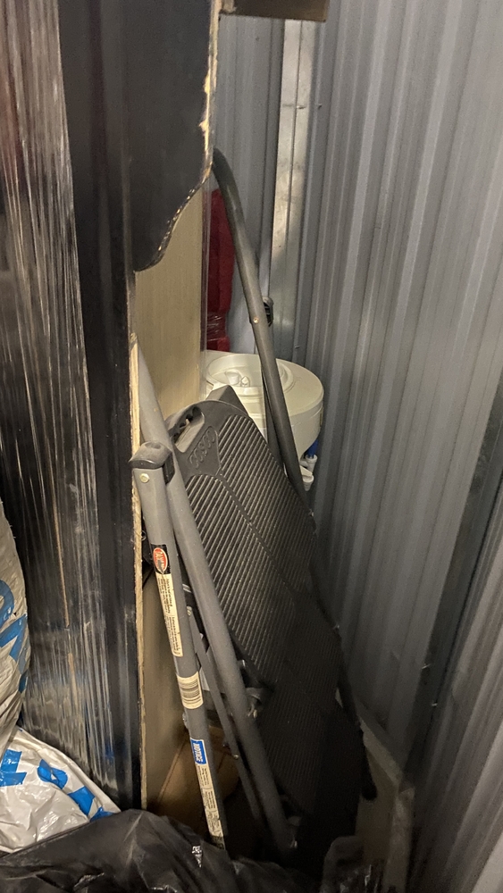 Montreal Mini-Storage - Jarry  auction IB-3740 30