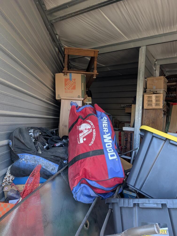 2552 - StorageMart Winterburn RD and 115 Ave  auction IB-9371 60