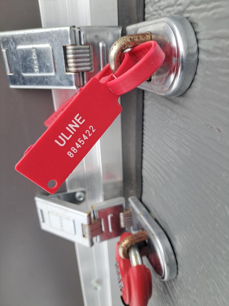 Montreal Mini-Storage - Val-Morin  auction IB-2011