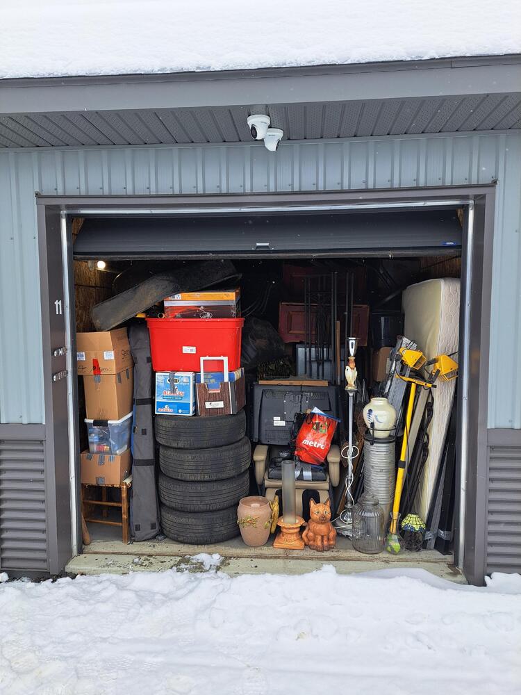 Montreal Mini-Storage - Val-Morin  auction IB-2011 40