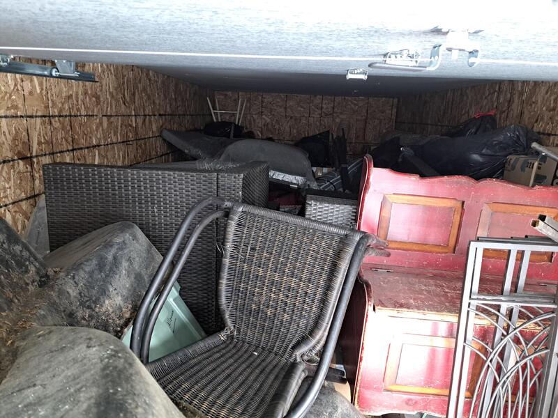 Montreal Mini-Storage - Val-Morin  auction IB-2011 60