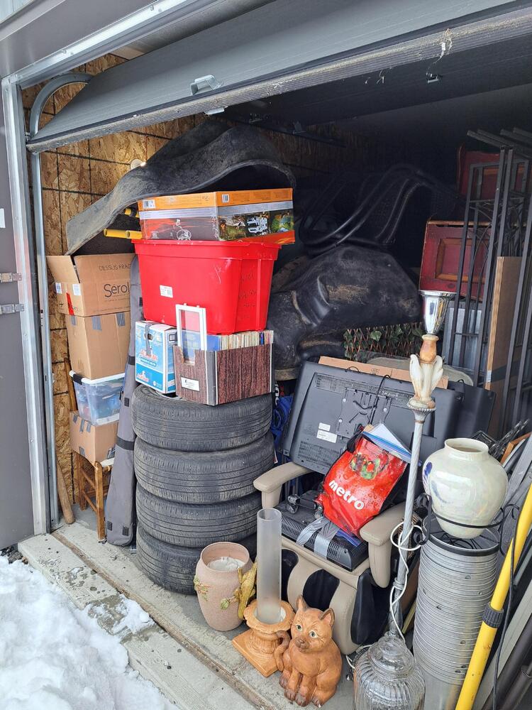 Montreal Mini-Storage - Val-Morin  auction IB-2011 70