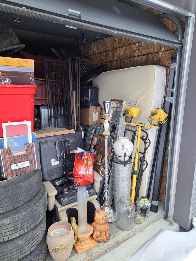 Montreal Mini-Storage - Val-Morin  auction IB-2011 80