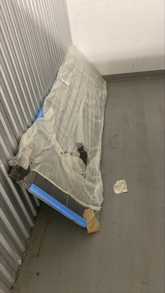 Montreal Mini-Storage - Dollard  auction IB-8164 50