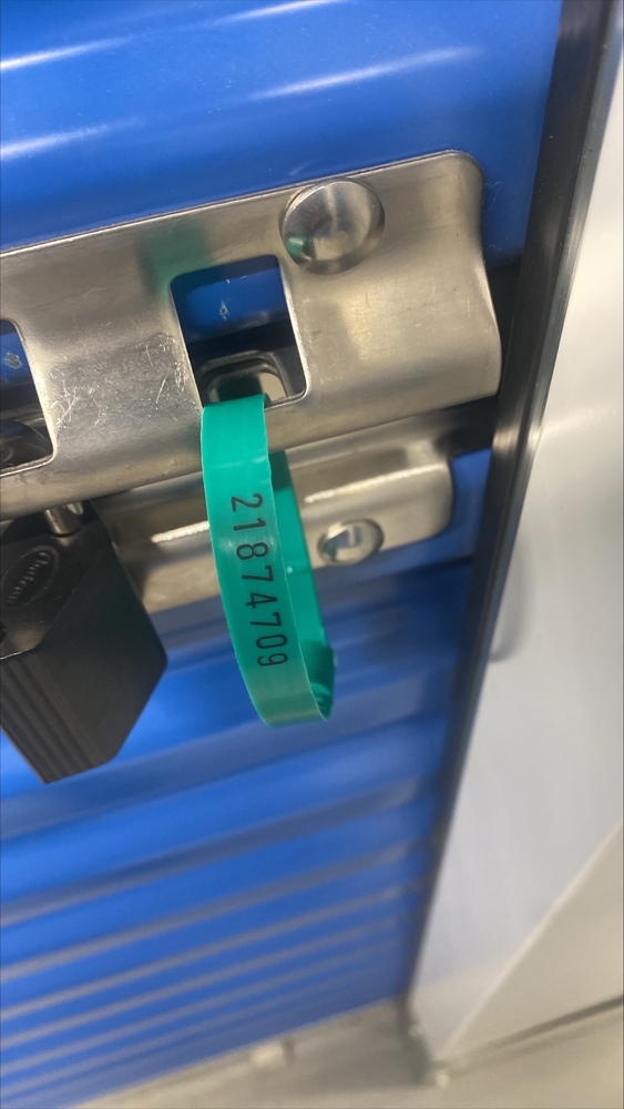 Montreal Mini-Storage - Dollard  auction IB-7654