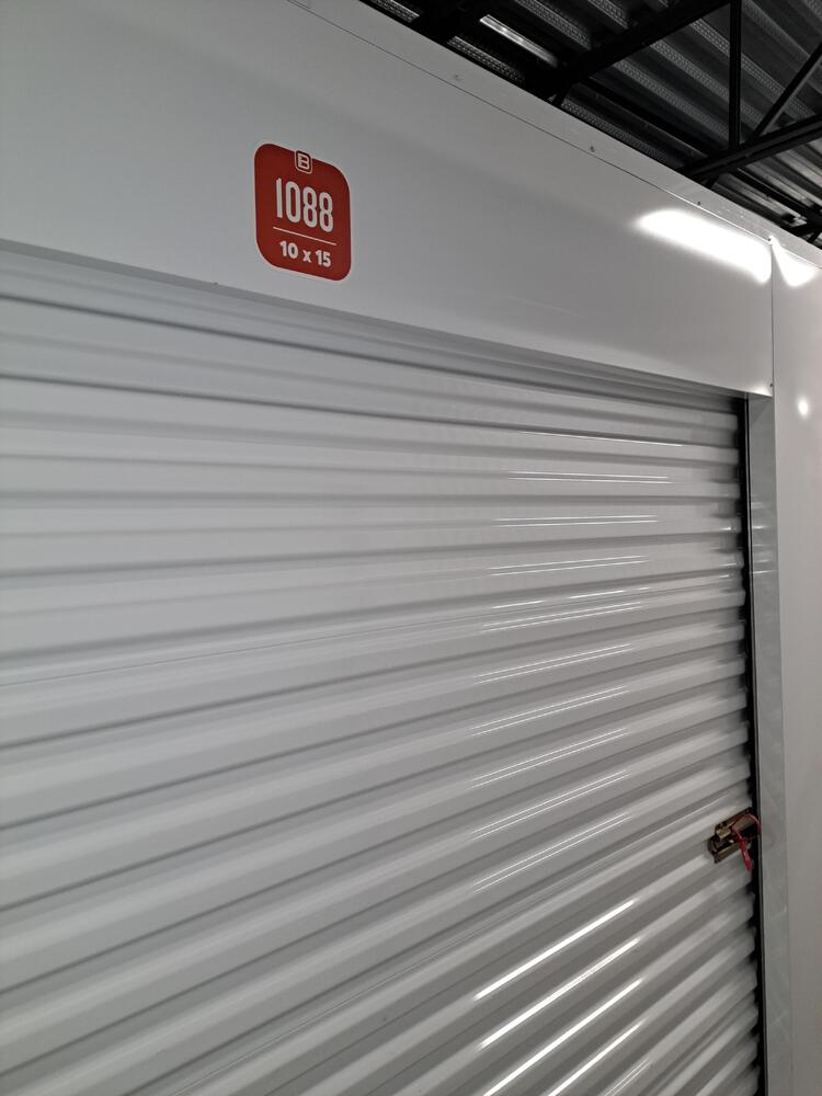 Montreal Mini-Storage - Baron  auction IB-2672 40