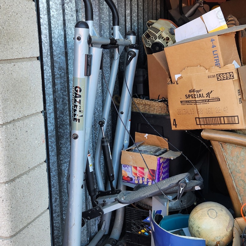 Moving & Storage at Towerline Place  auction IB-9942 70