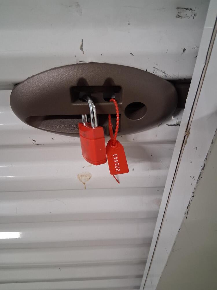 SmartStop Self Storage - 29 McKenzie Cres  auction IB-9944 50