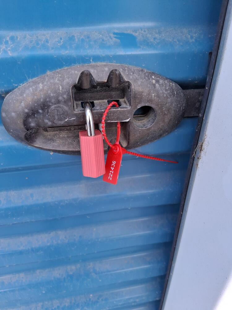 SmartStop Self Storage - 29 McKenzie Cres  auction IB-8350 60