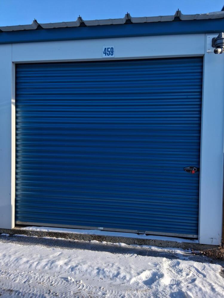 SmartStop Self Storage - 29 McKenzie Cres  auction IB-2195