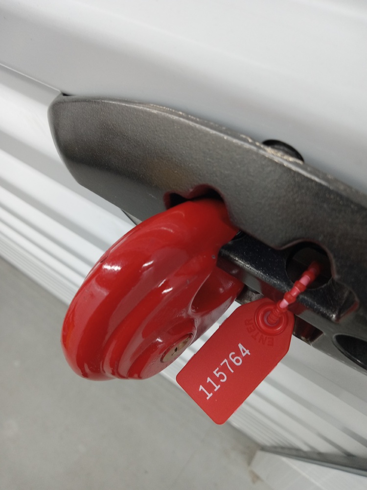 SmartStop Self Storage - Esandar Toronto  auction IB-6062