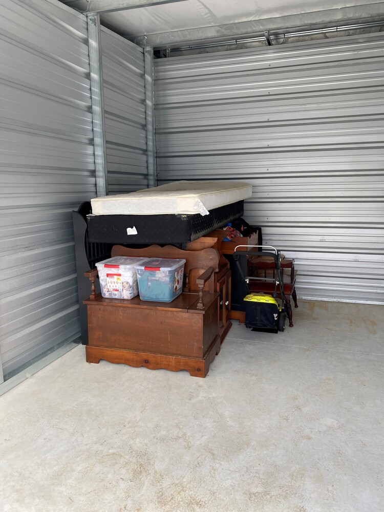 Stanley Storage - Niagara Falls  auction IB-9473