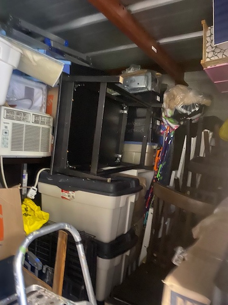 3003 -StorageMart  Adelaide St  auction IB-6903 30