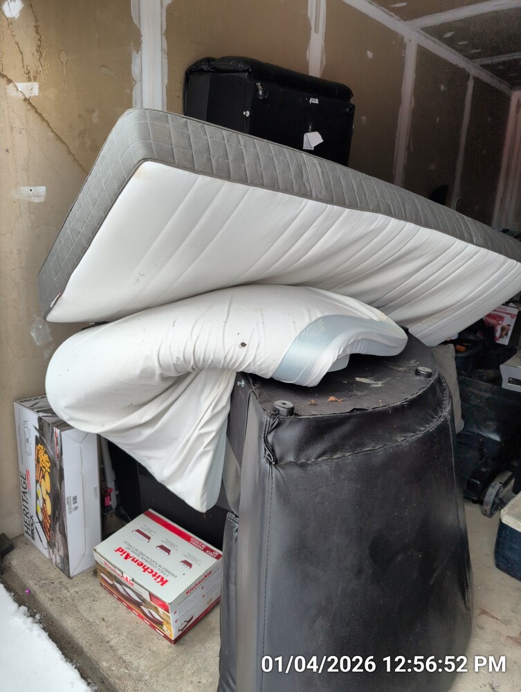 Storage of Stoney Creek  auction IB-8072