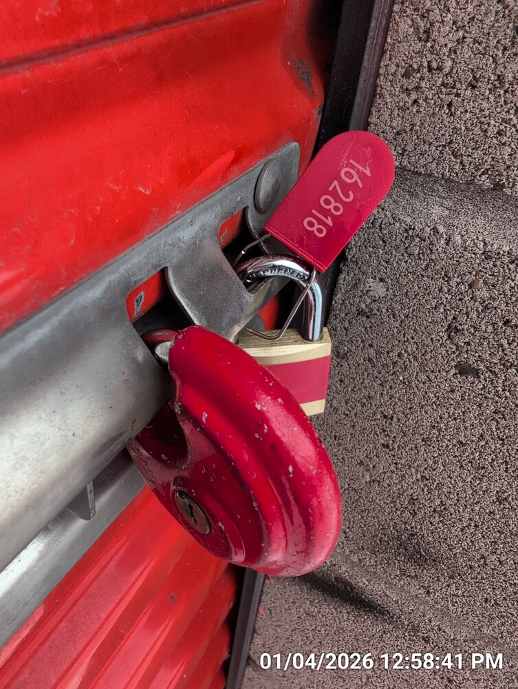 Storage of Stoney Creek  auction IB-8072 20